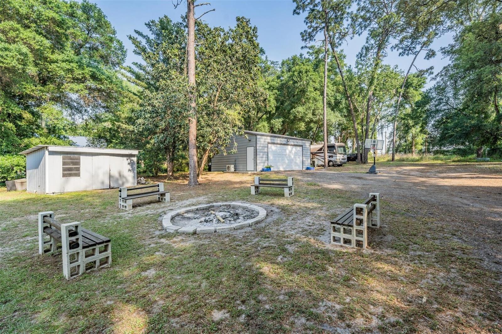 Listing photo id 44 for 9930 Newsome Road