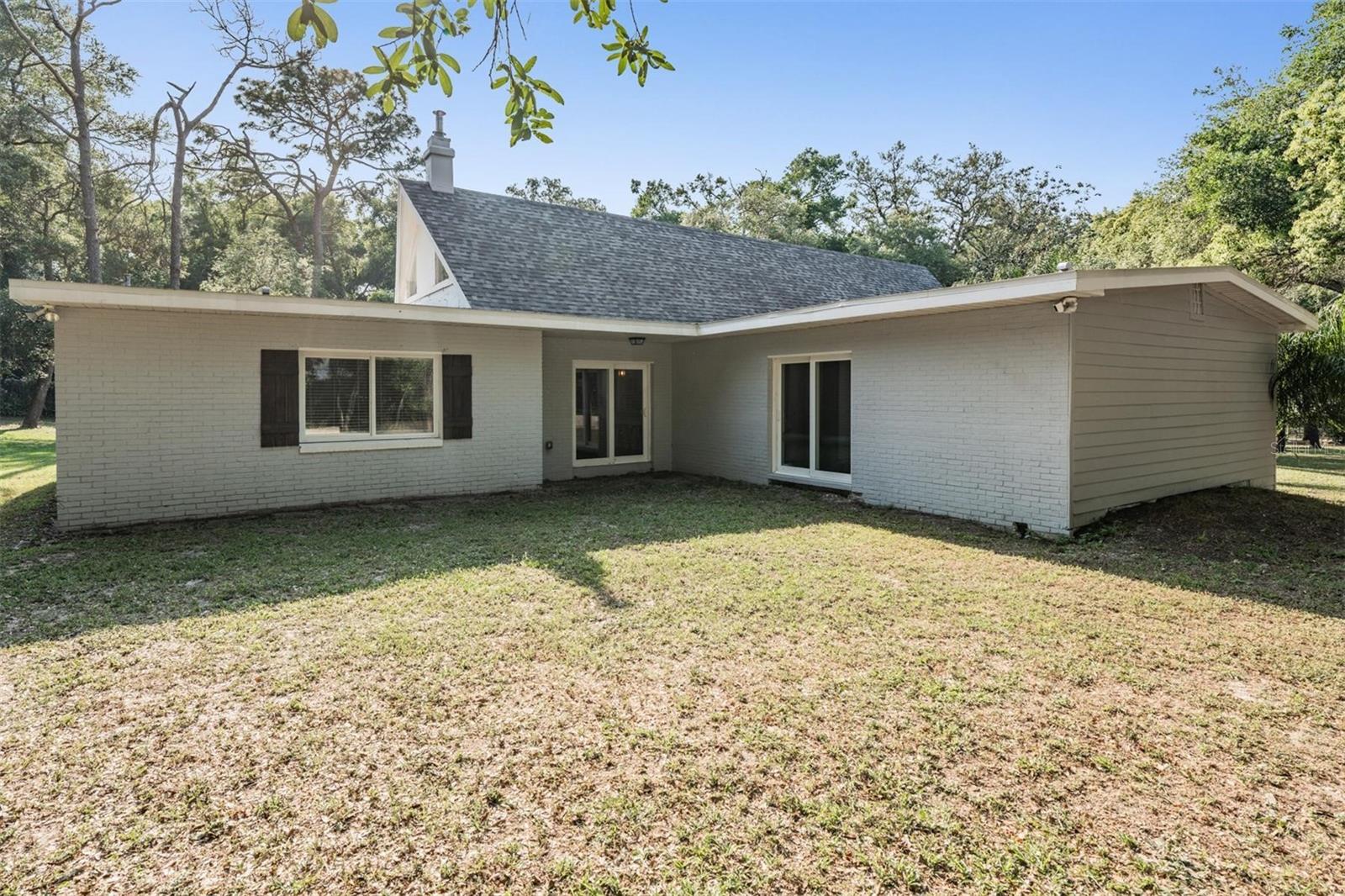 Listing photo id 47 for 9930 Newsome Road