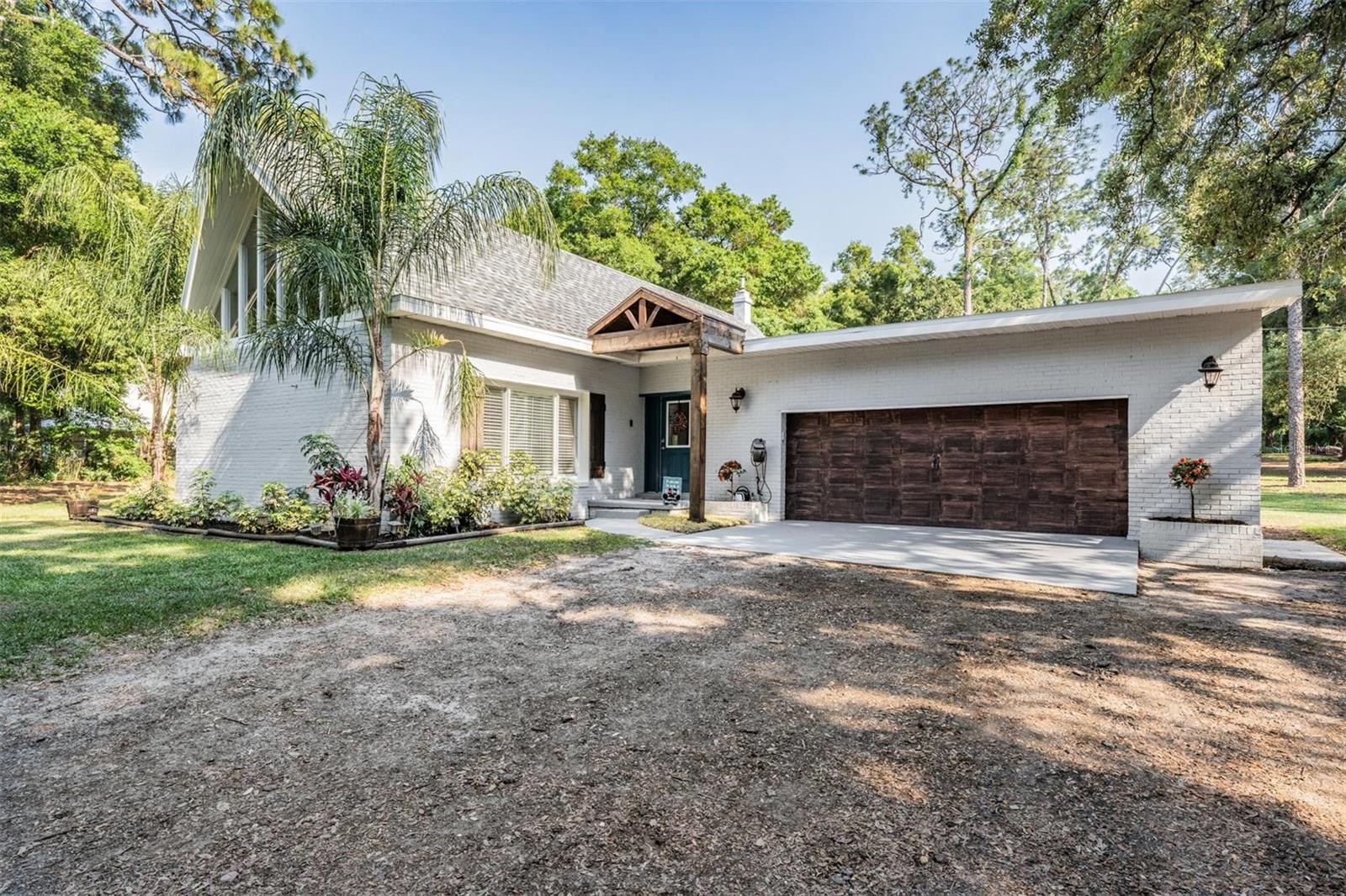 Listing photo id 51 for 9930 Newsome Road