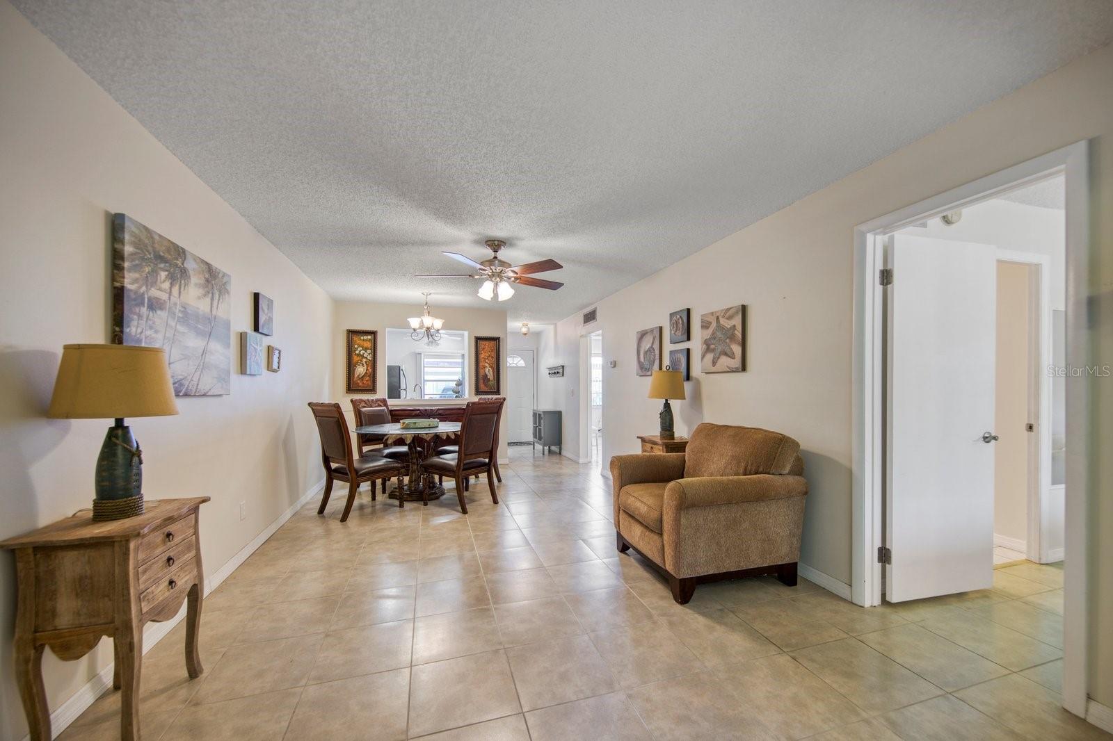 Image 16 of 30 For 9014 Mission Oaks Boulevard 9014