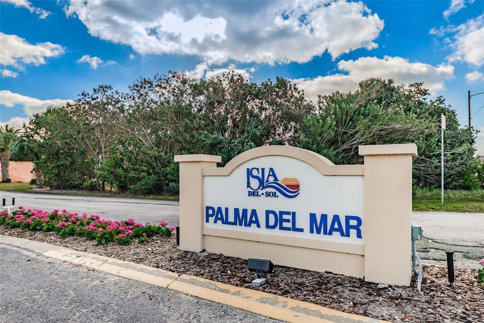 Image 2 of 20 For 6268 Palma Del Mar Boulevard S 102