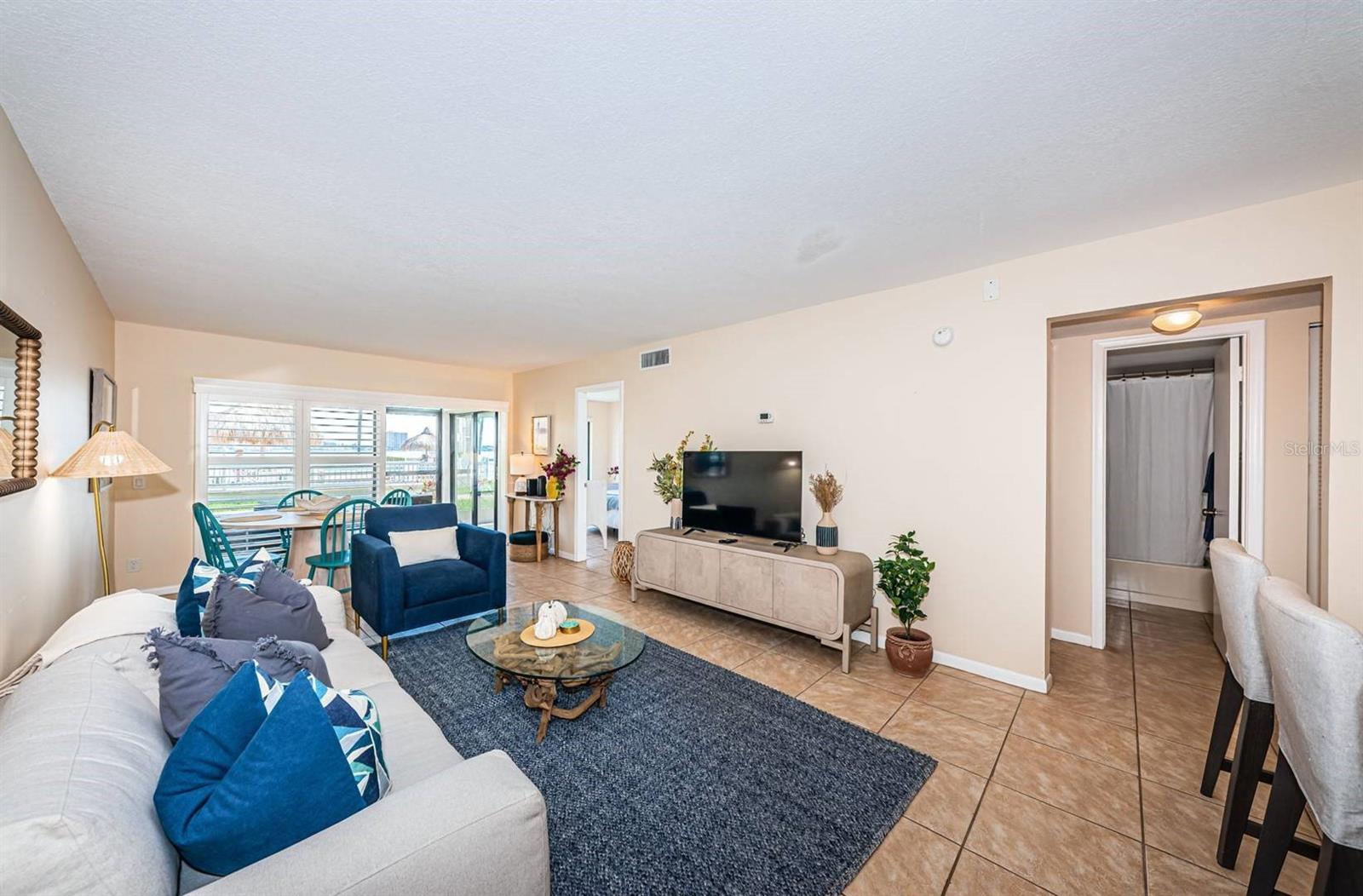 Image 6 of 20 For 6268 Palma Del Mar Boulevard S 102