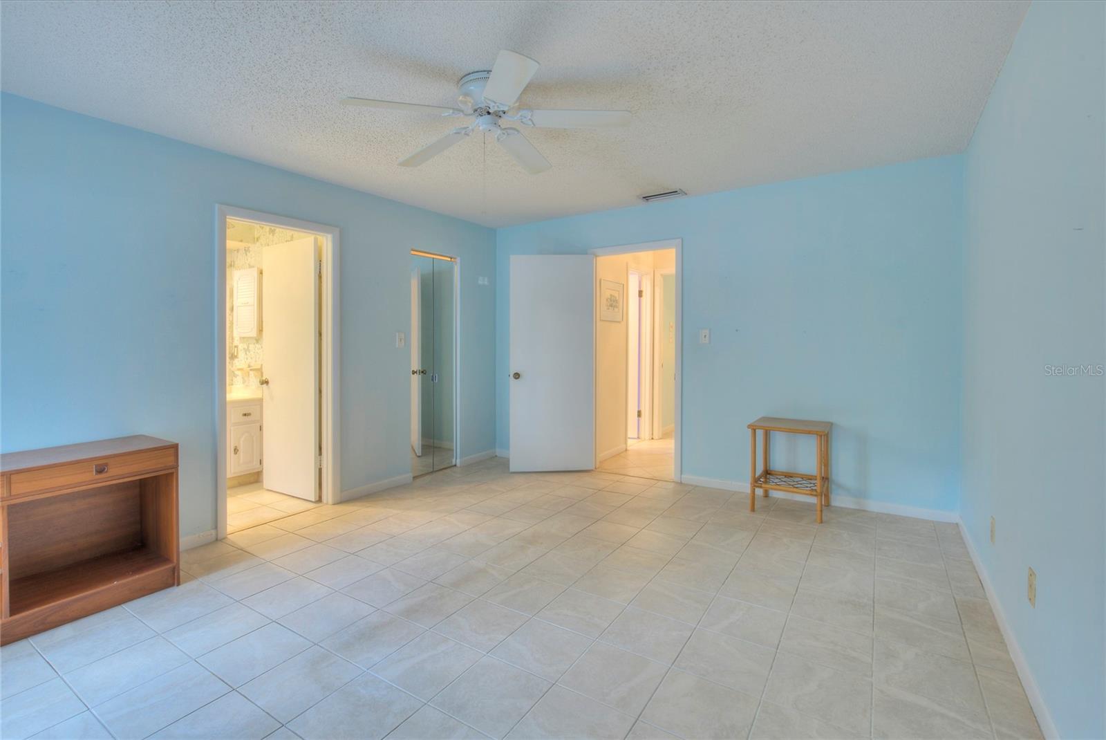 Listing photo id 9 for 5674 Bay Pines Lakes Boulevard