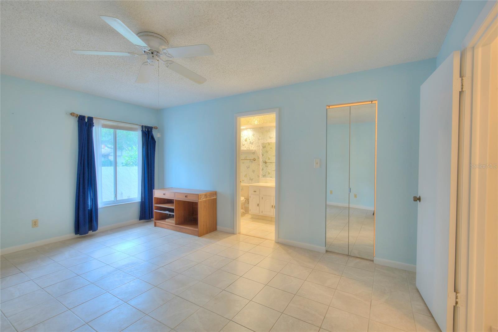 Listing photo id 11 for 5674 Bay Pines Lakes Boulevard