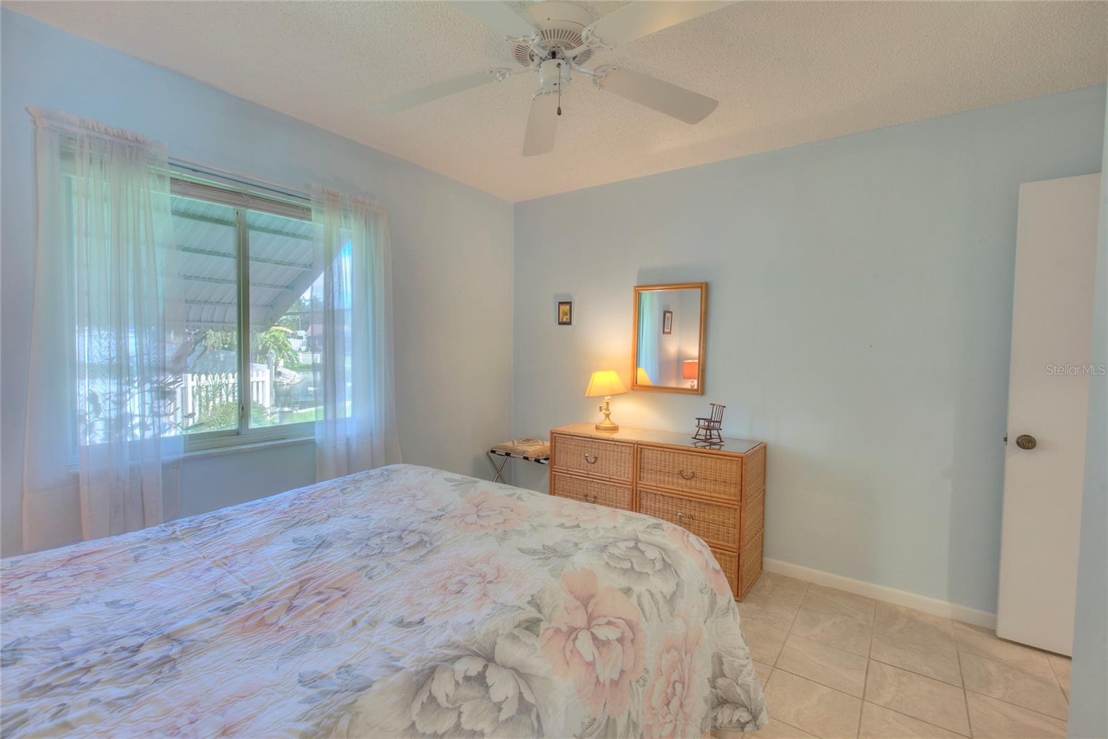 Listing photo id 16 for 5674 Bay Pines Lakes Boulevard