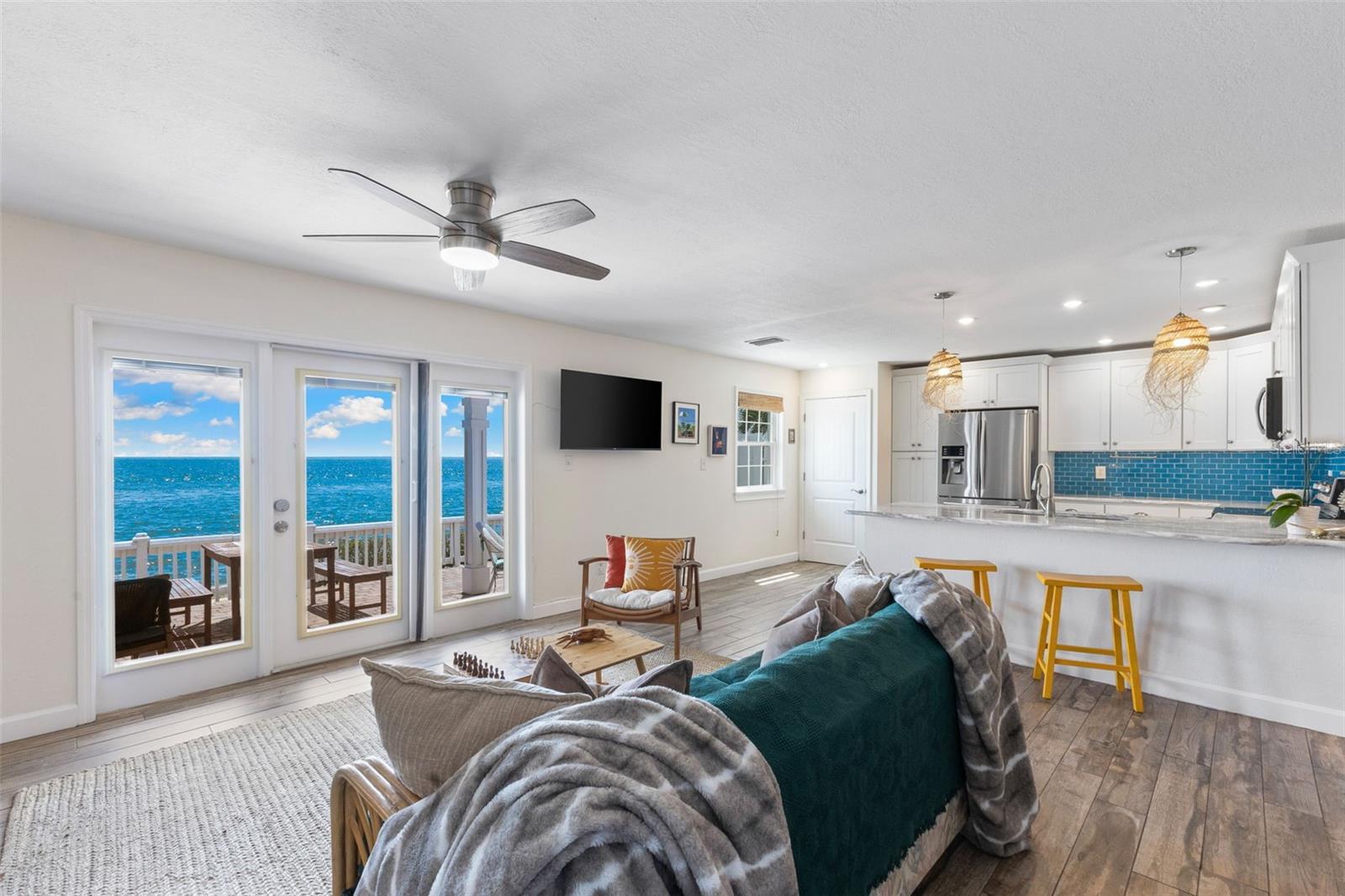 Image 4 of 61 For 4822 Coquina Key Drive Se B