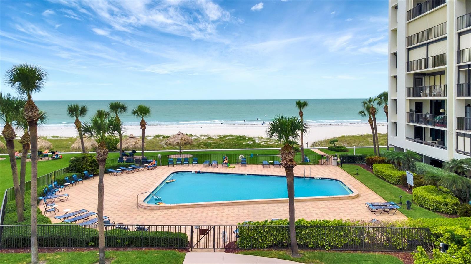 Image 26 of 31 For 1460 Gulf Boulevard 702