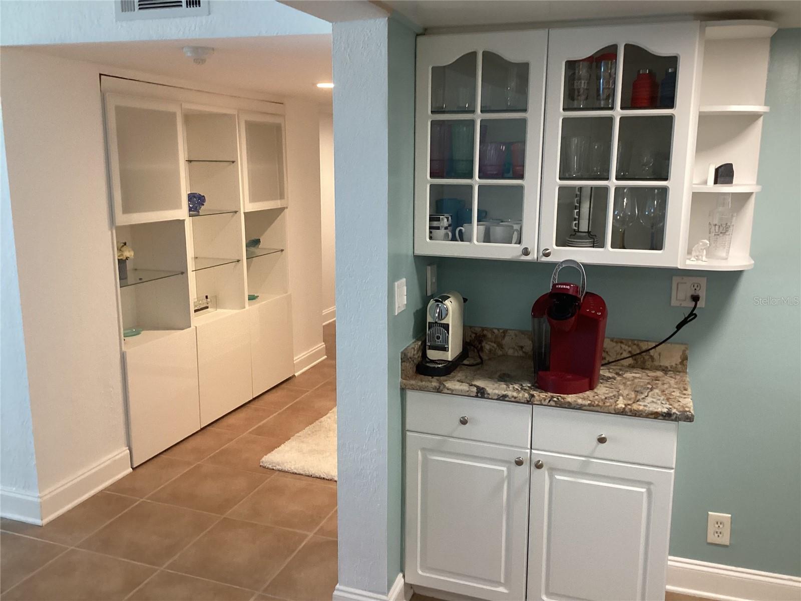 Image 6 of 31 For 1460 Gulf Boulevard 702