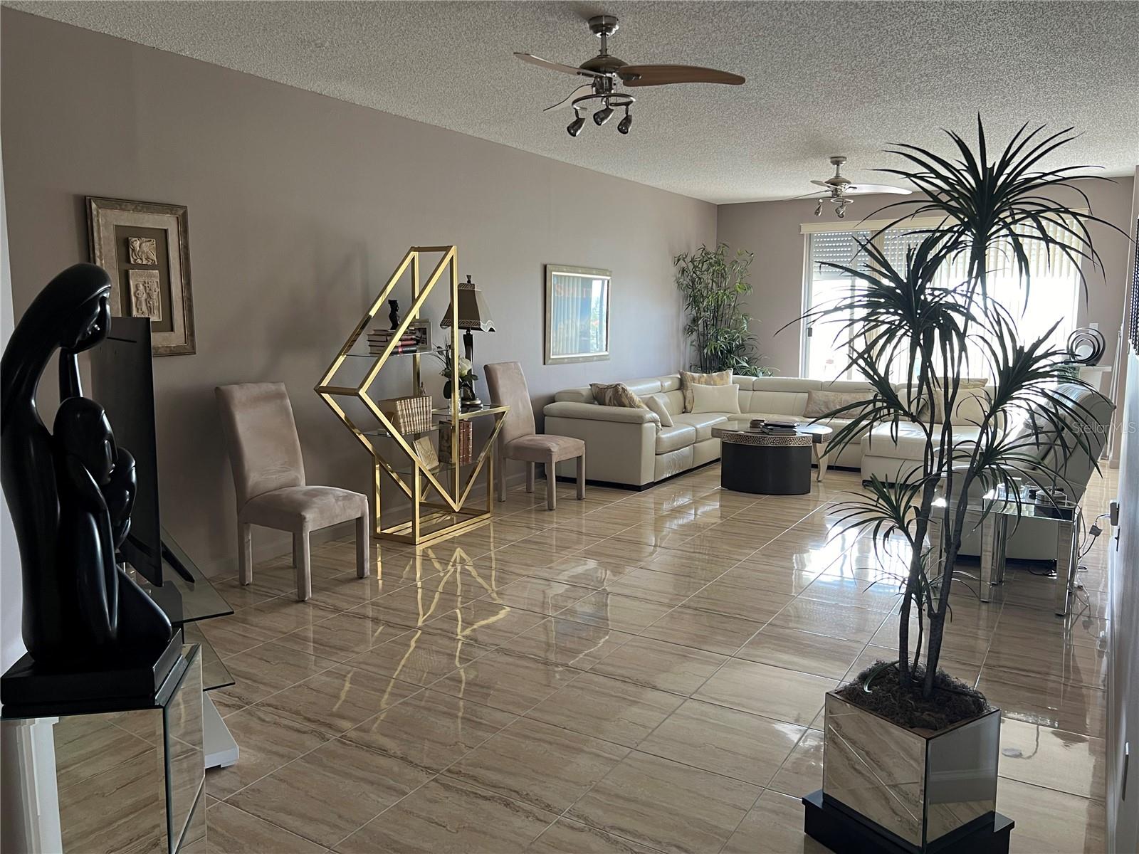 Listing photo id 9 for 7974 Sailboat Key Boulevard 803