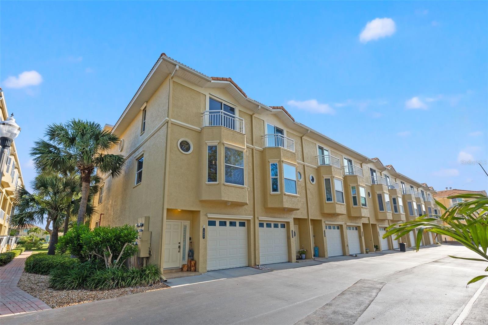 Image 1 of 47 For 1043 Pinellas Bayway S