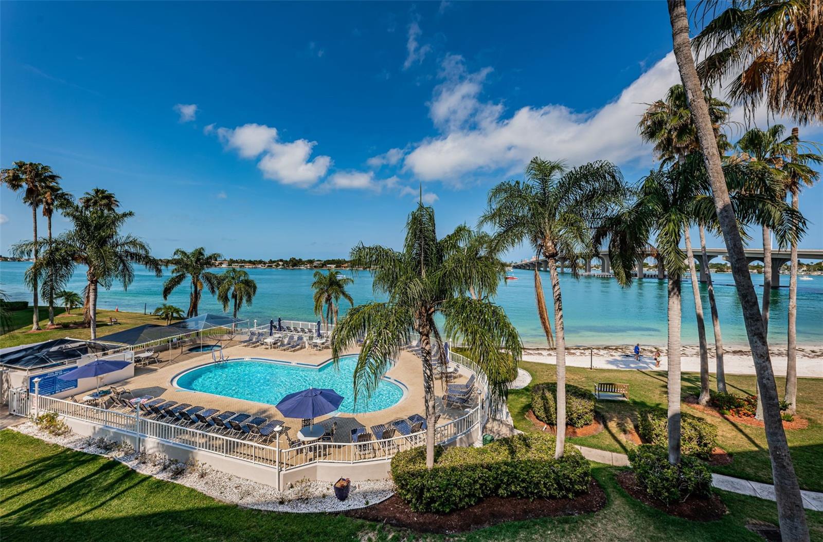Image 27 of 39 For 5801 Bahia Del Mar Circle 311