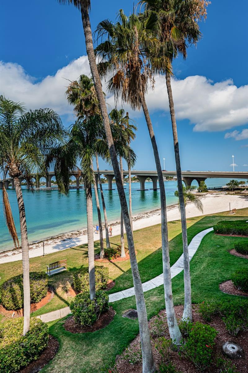 Image 28 of 39 For 5801 Bahia Del Mar Circle 311