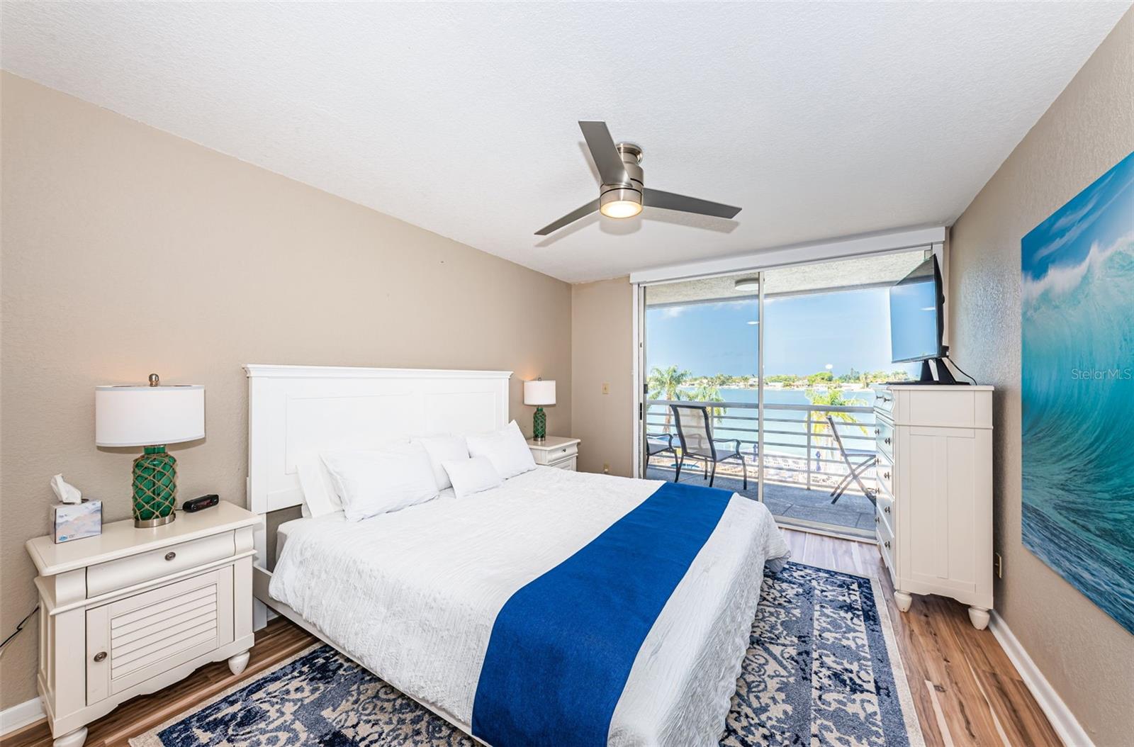 Image 37 of 39 For 5801 Bahia Del Mar Circle 311