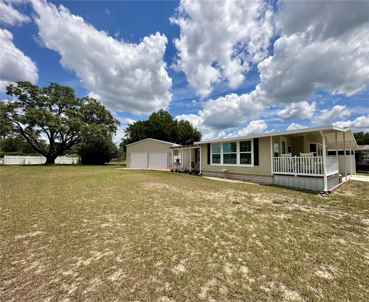 Listing photo id 29 for 12363 Fairway Avenue