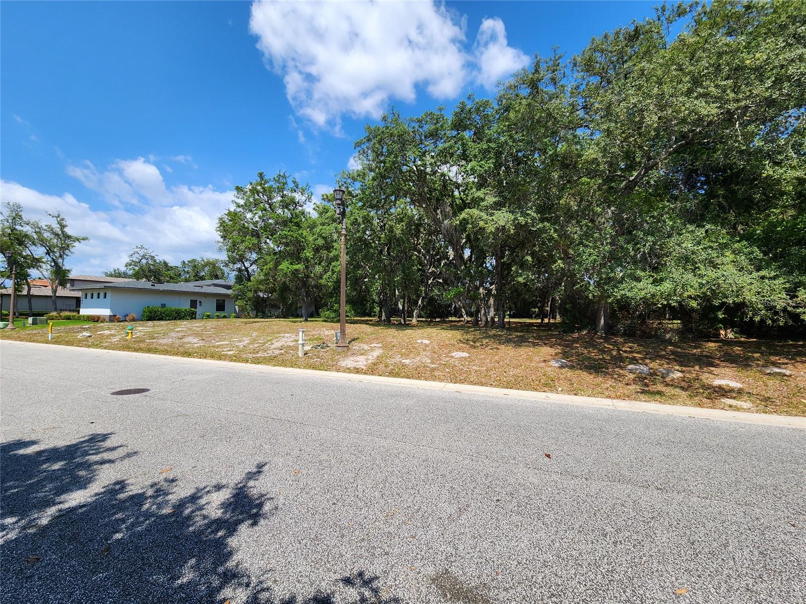 Listing photo id 16 for 1144 Bellamare Trail