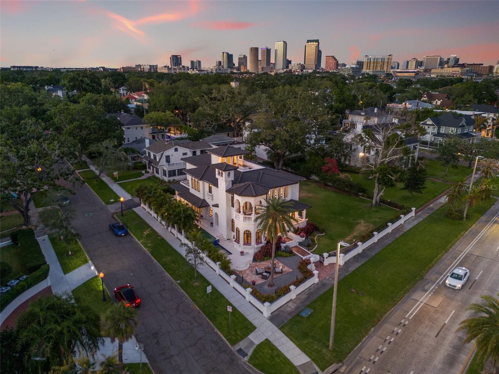 Image 95 of 100 For 1209 Bayshore Boulevard