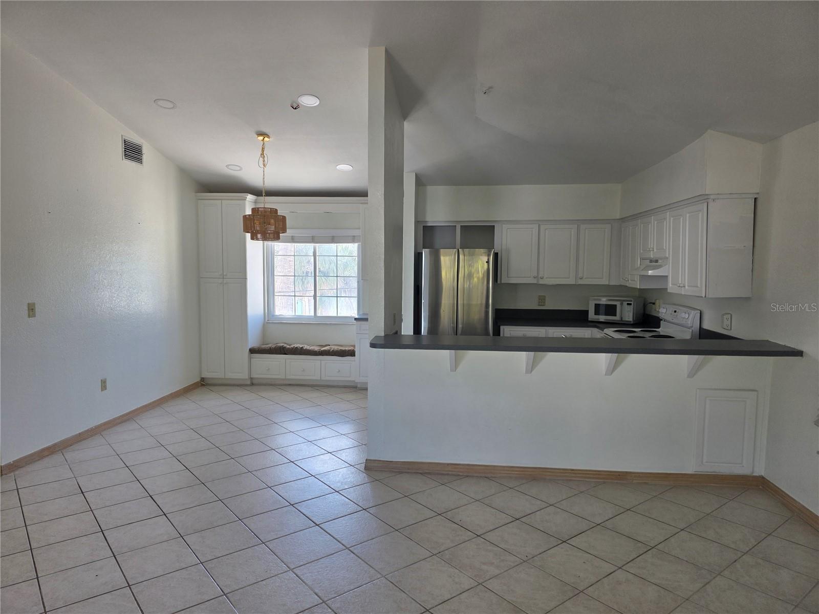 Image 17 of 29 For 131 Bay Drive