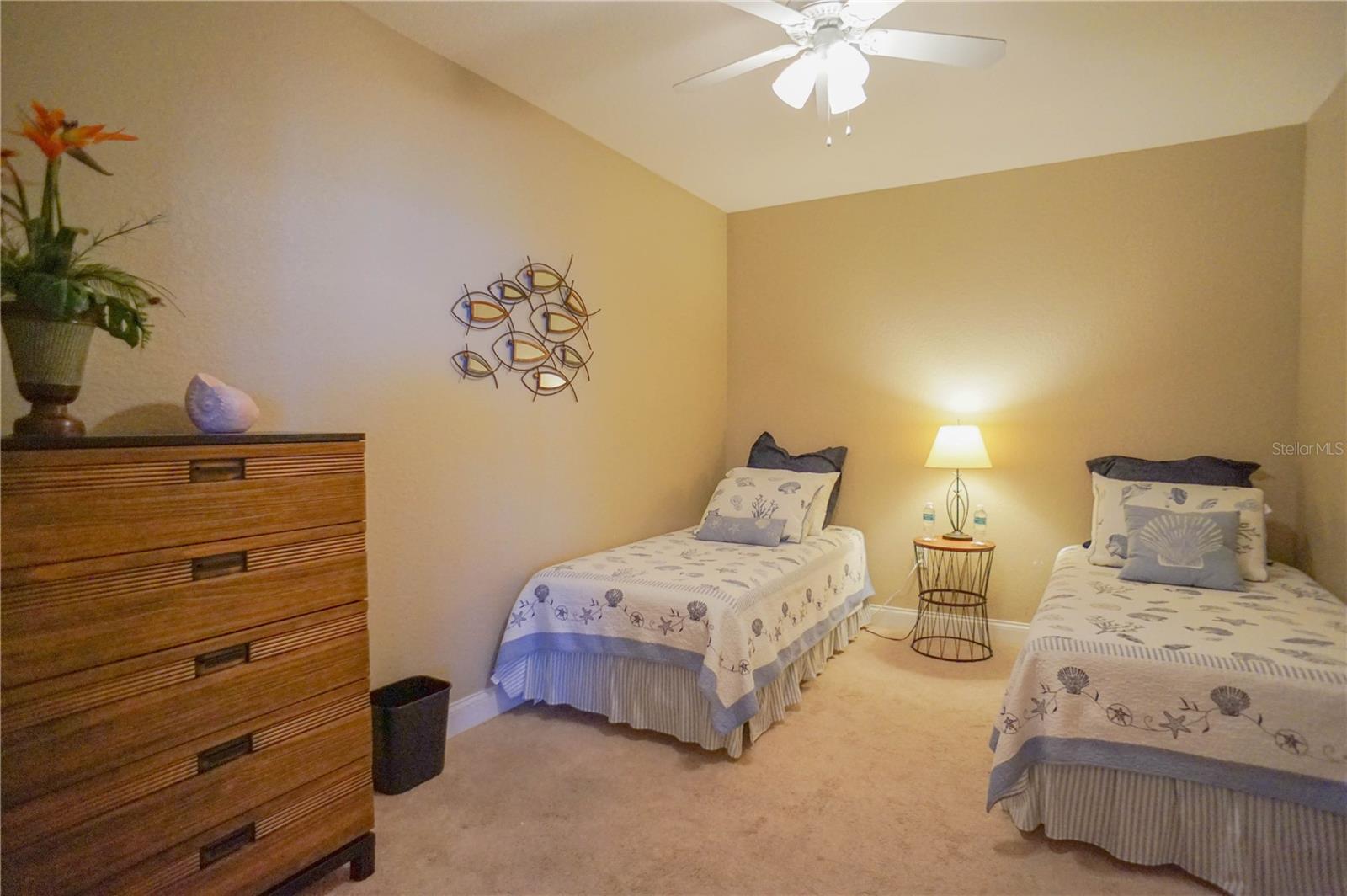 Listing photo id 20 for 11 San Marco Street 903