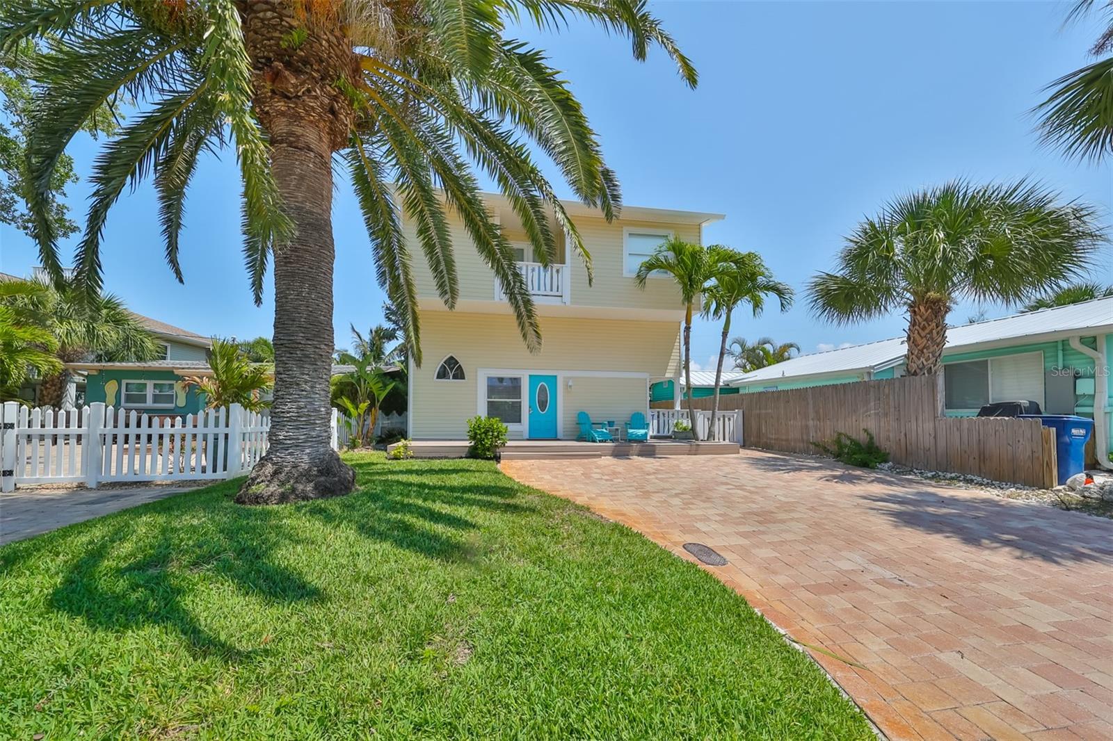 Image 8 of 40 For 13004 Boca Ciega Avenue