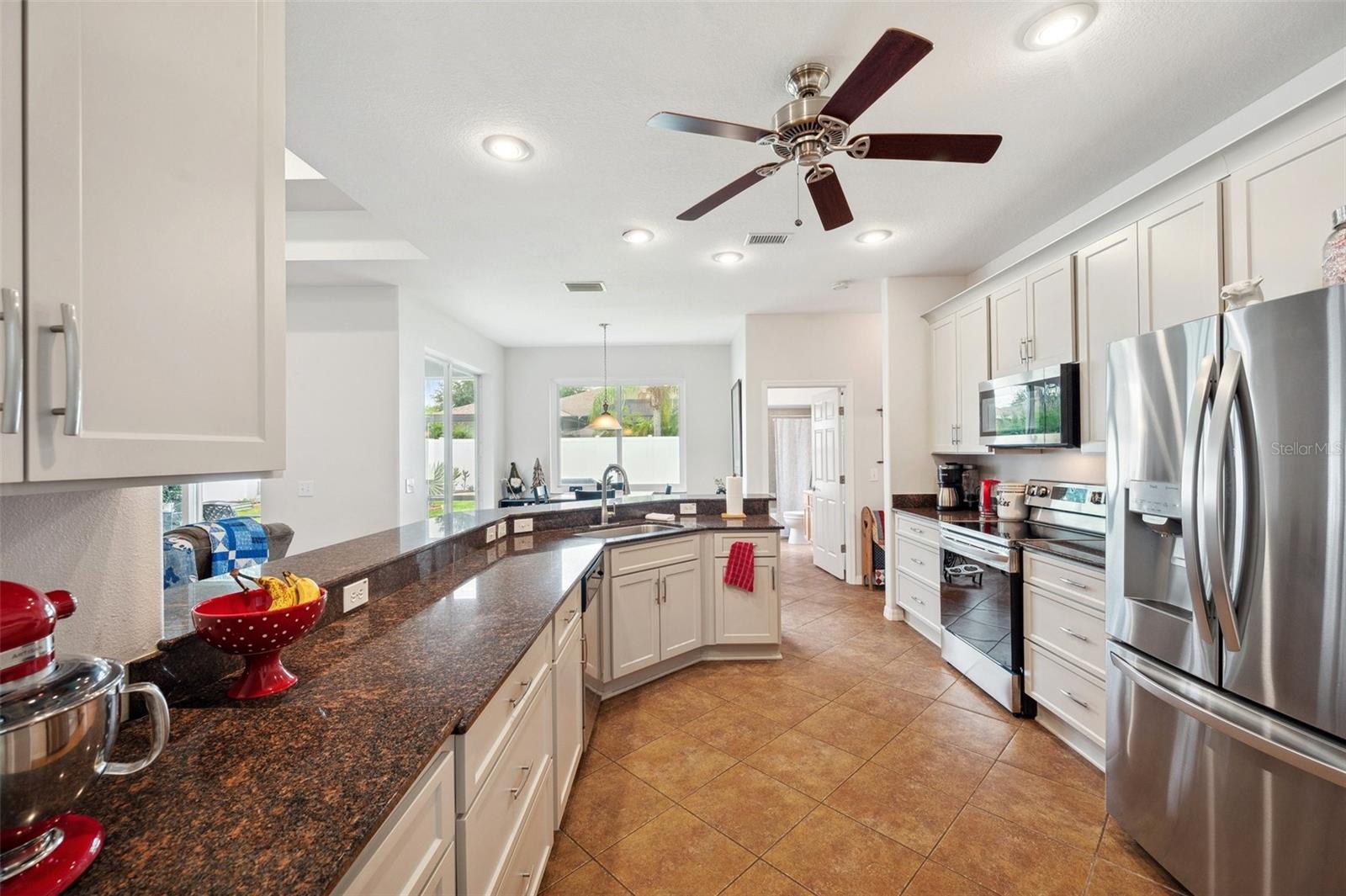 Listing photo id 20 for 3822 Salida Delsol Drive