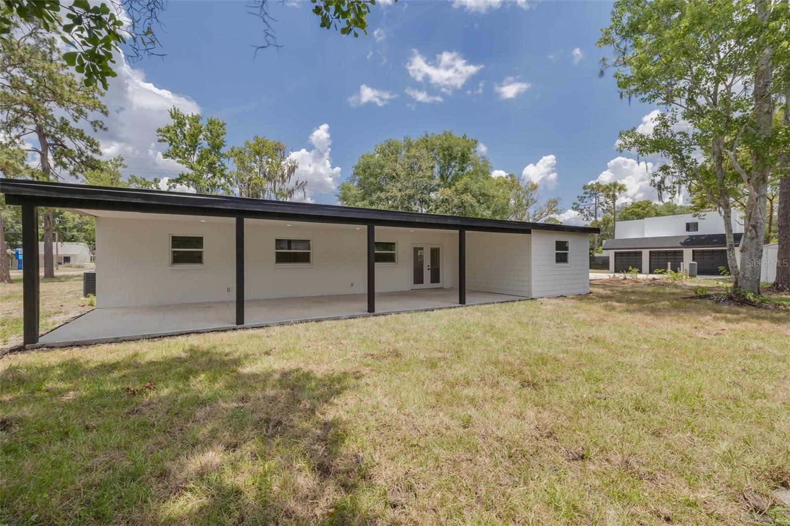 Listing photo id 33 for 7414 Van Dyke Road