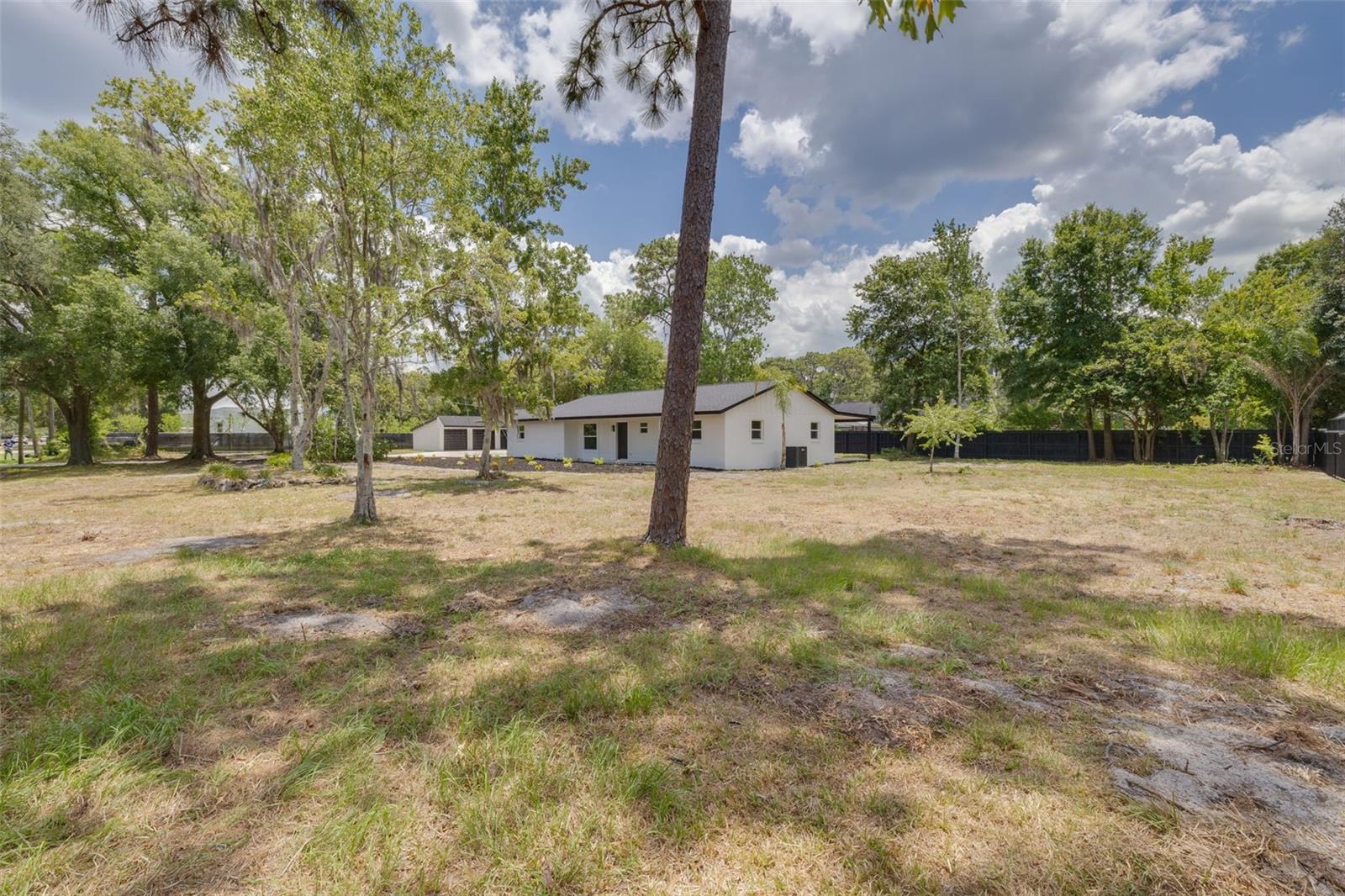 Listing photo id 42 for 7414 Van Dyke Road