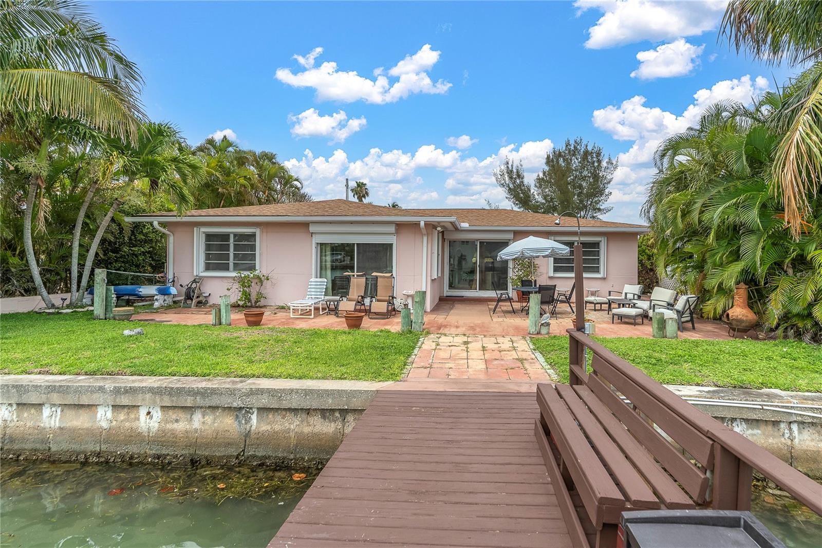 Listing photo id 26 for 8090 Gulf Boulevard