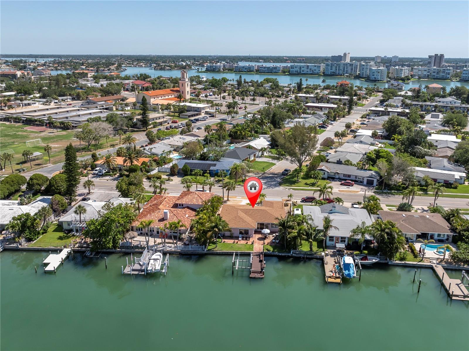 Listing photo id 2 for 8090 Gulf Boulevard