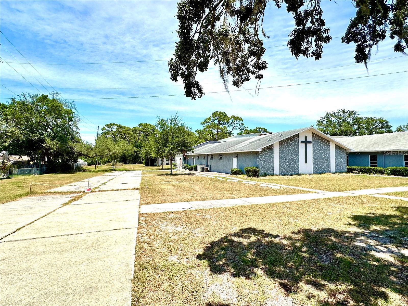 Listing photo id 29 for 5015 Darlington Road