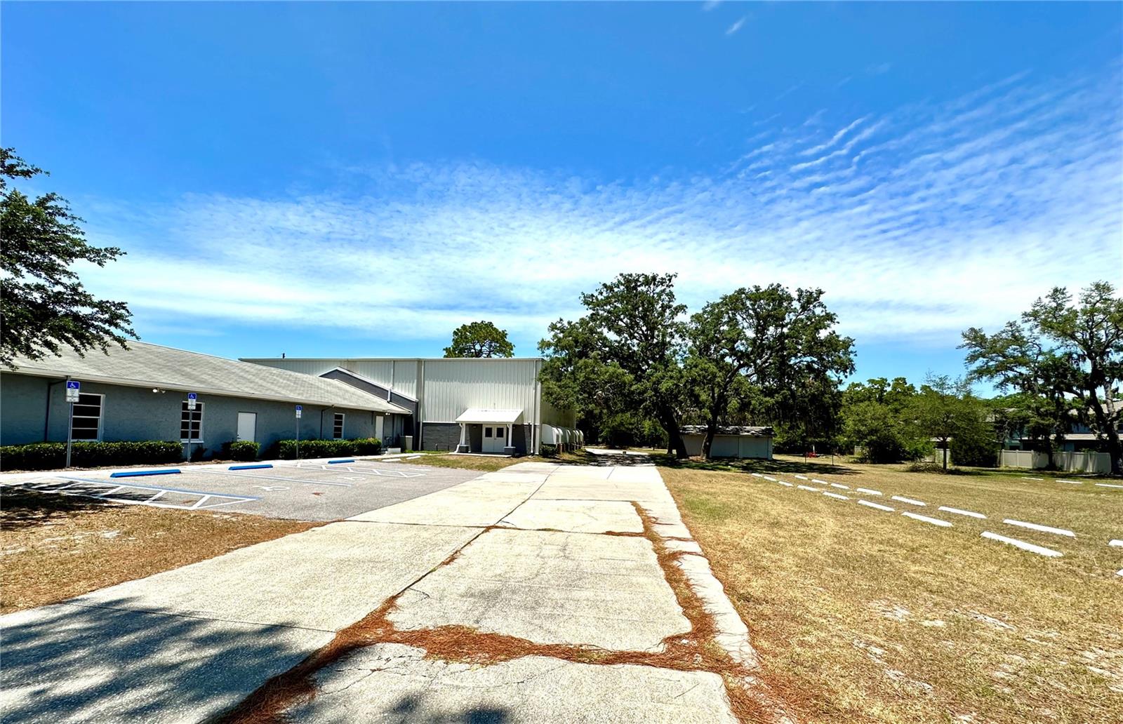 Listing photo id 45 for 5015 Darlington Road