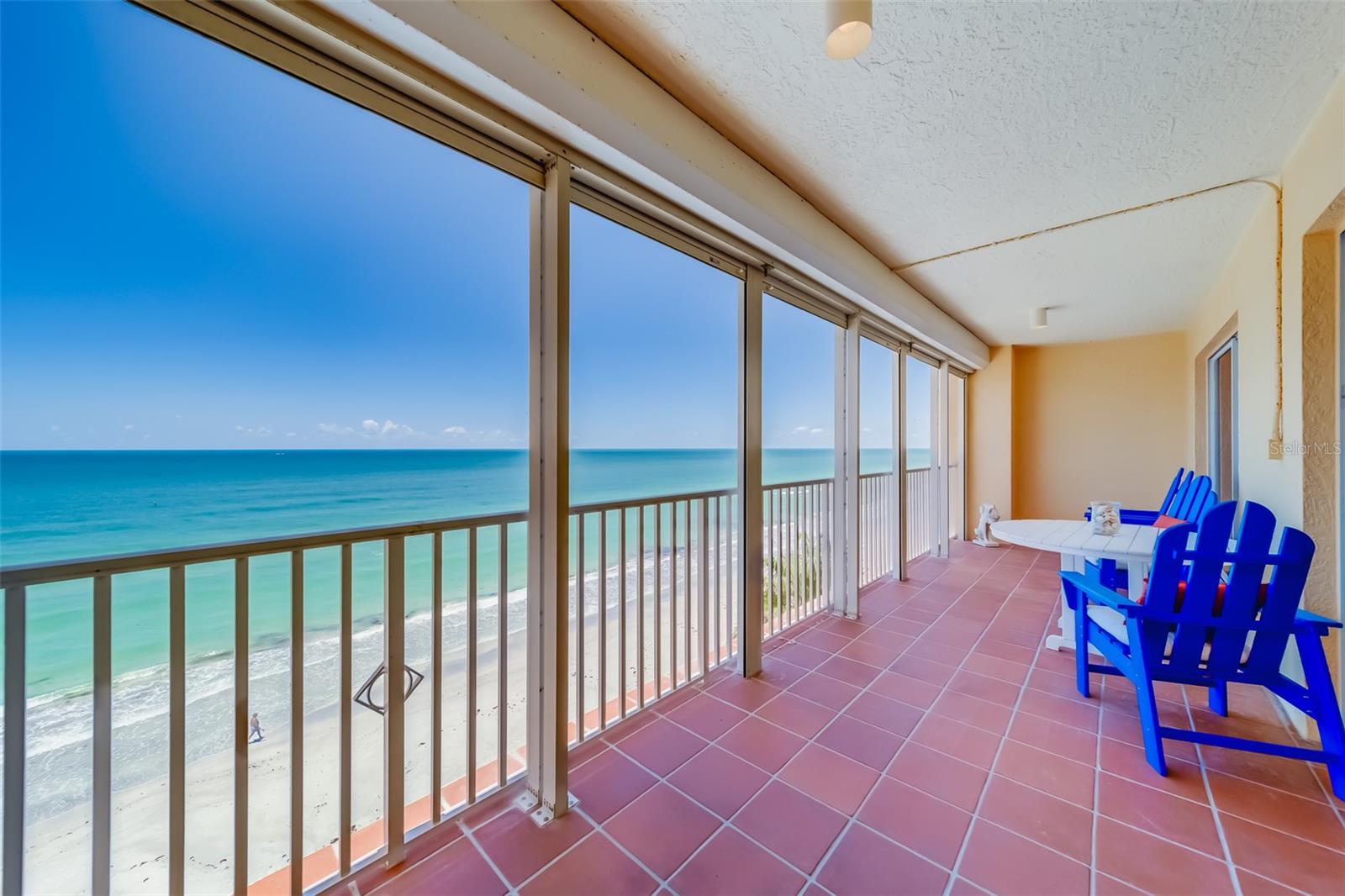 Image 13 of 67 For 16550 Gulf Boulevard 643