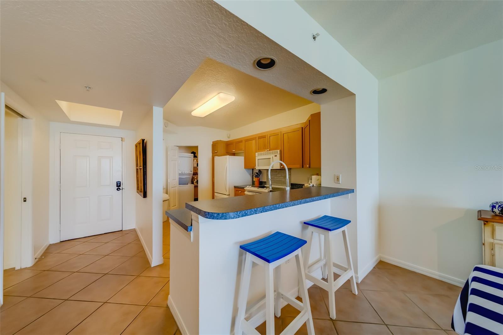 Image 15 of 67 For 16550 Gulf Boulevard 643