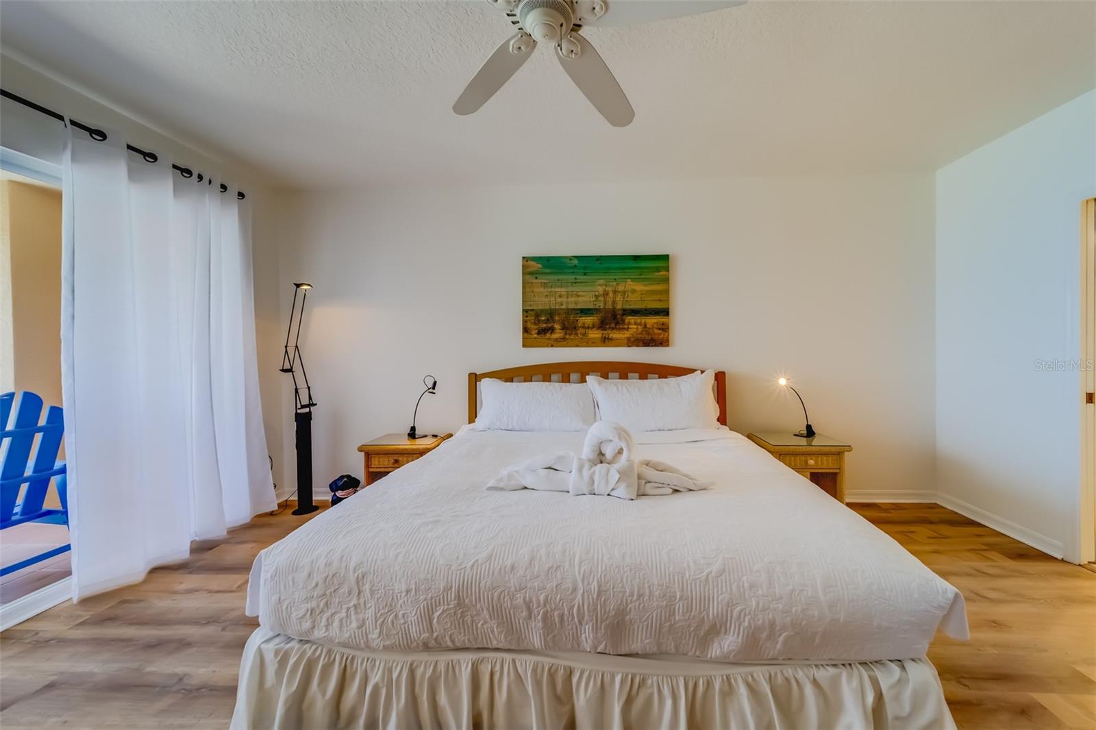 Image 29 of 67 For 16550 Gulf Boulevard 643