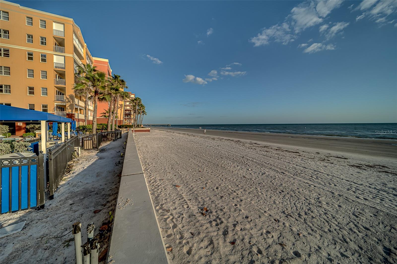 Image 58 of 67 For 16550 Gulf Boulevard 643