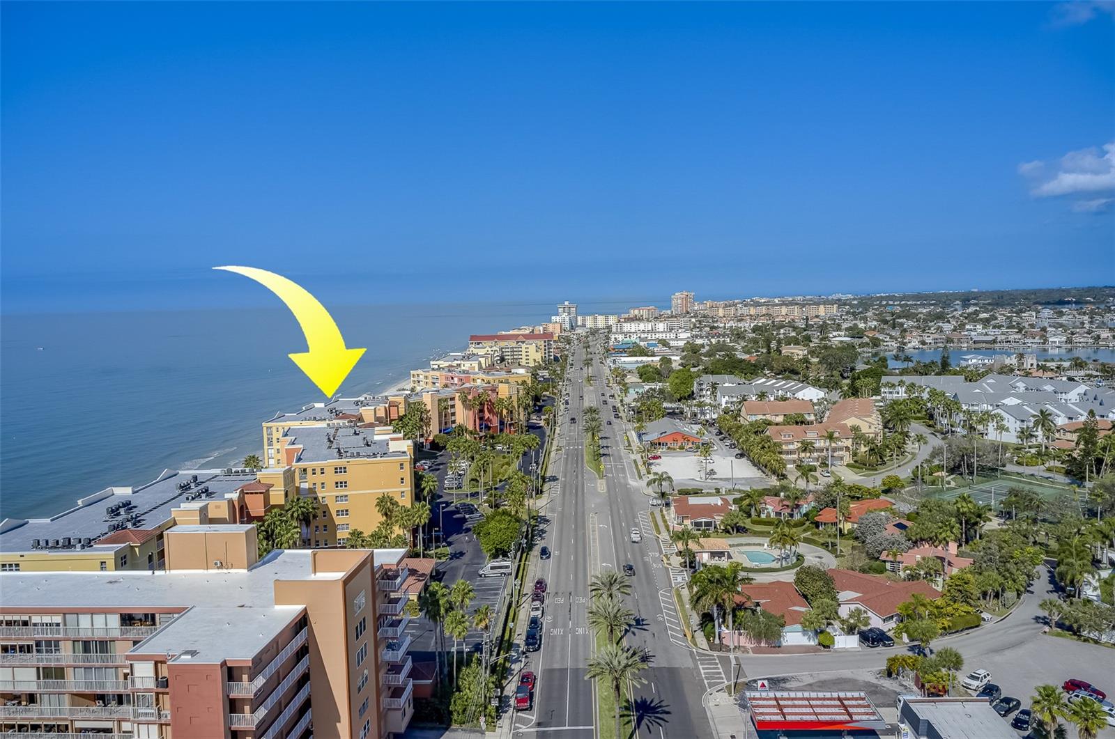 Image 62 of 67 For 16550 Gulf Boulevard 643