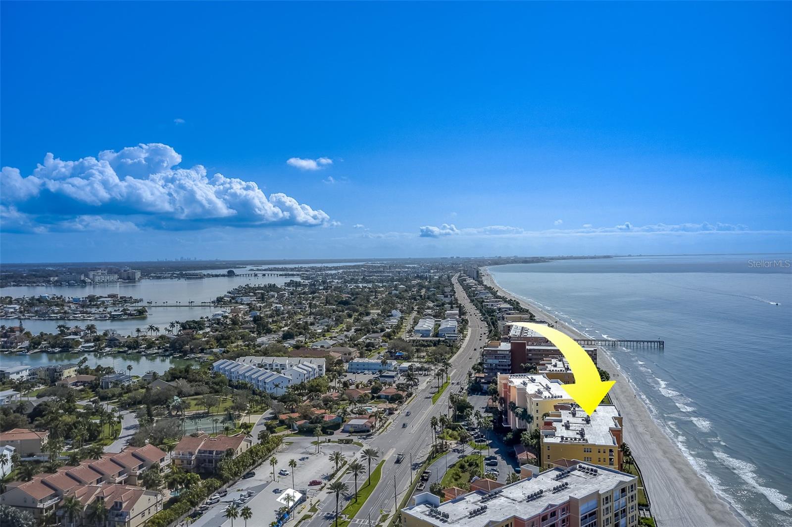 Image 65 of 67 For 16550 Gulf Boulevard 643