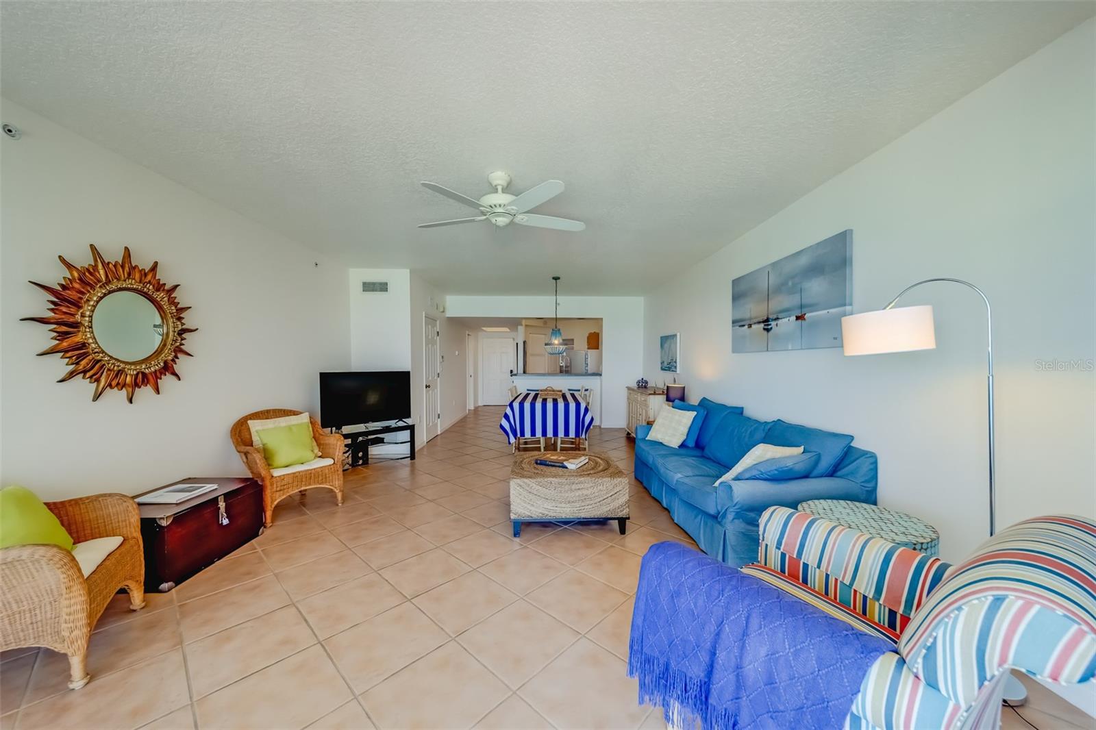 Image 7 of 67 For 16550 Gulf Boulevard 643
