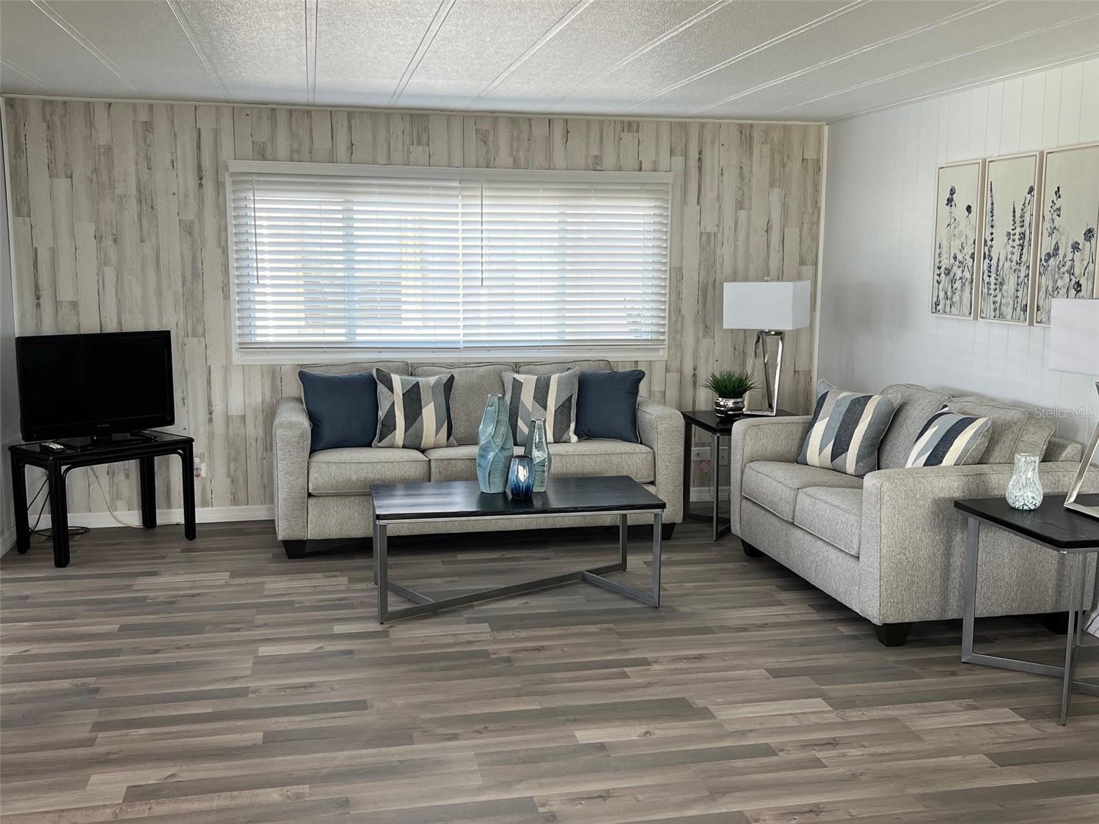 Image 20 of 43 For 13225 101st Street 335