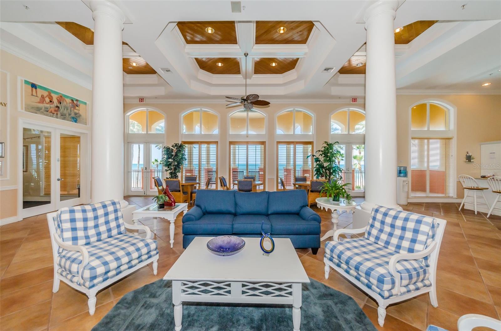 Listing photo id 40 for 16600 Gulf Boulevard 637