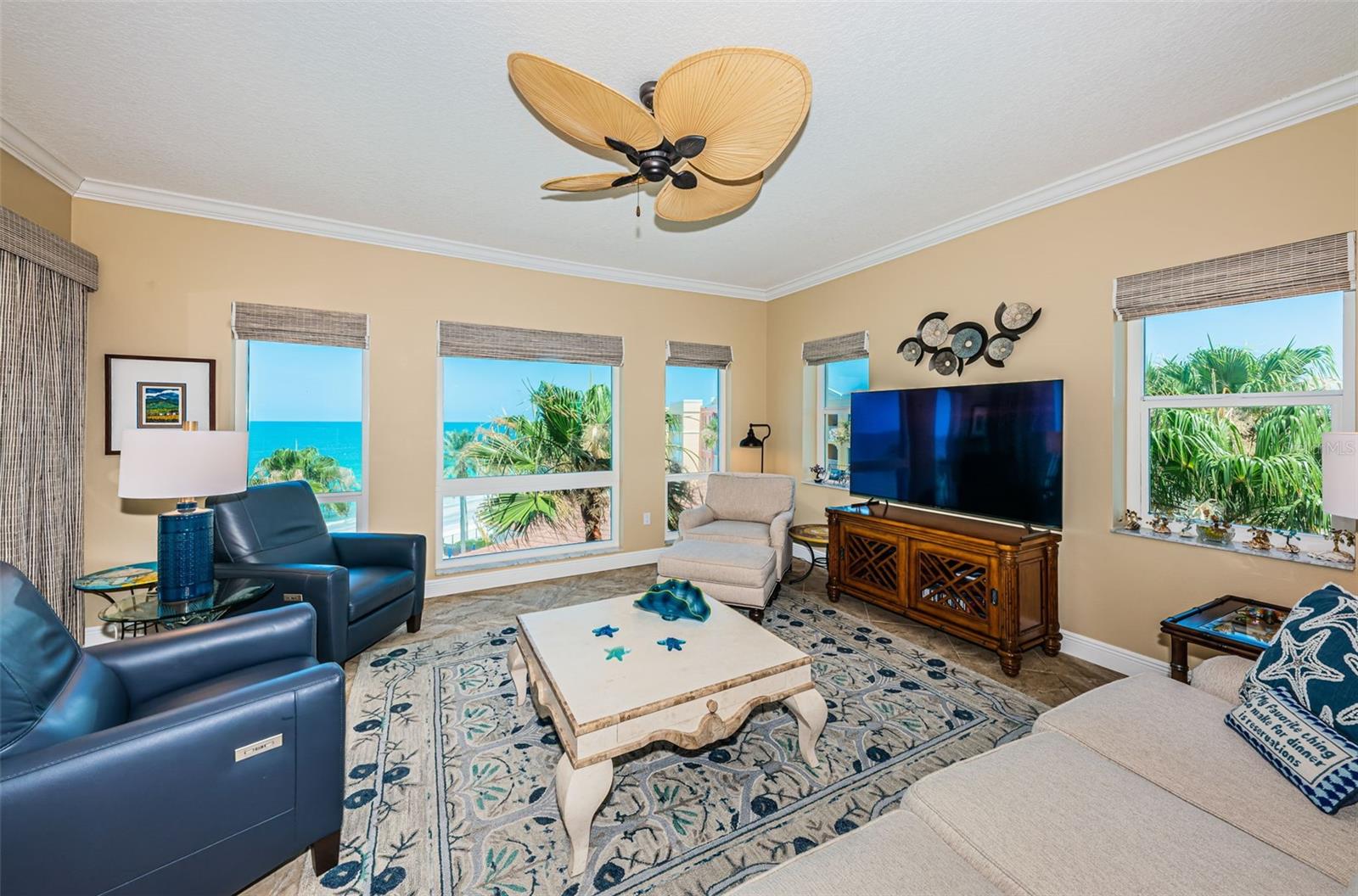 Image 8 of 66 For 16600 Gulf Boulevard 637