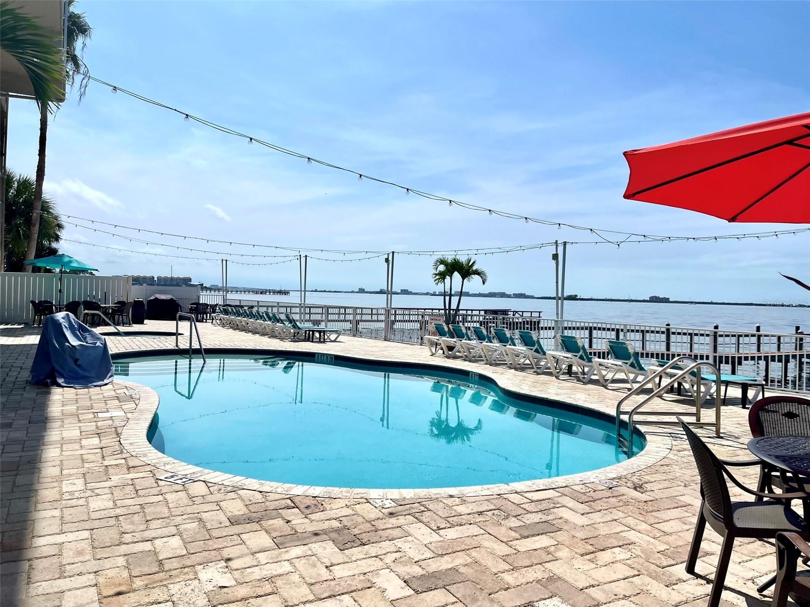 Image 11 of 47 For 1414 Bayshore Boulevard 309