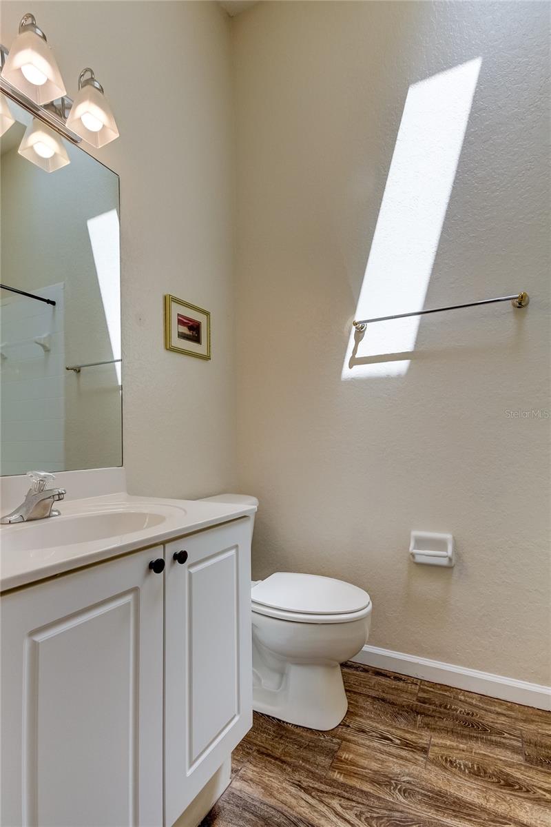 Image 41 of 68 For 129 Brent Circle