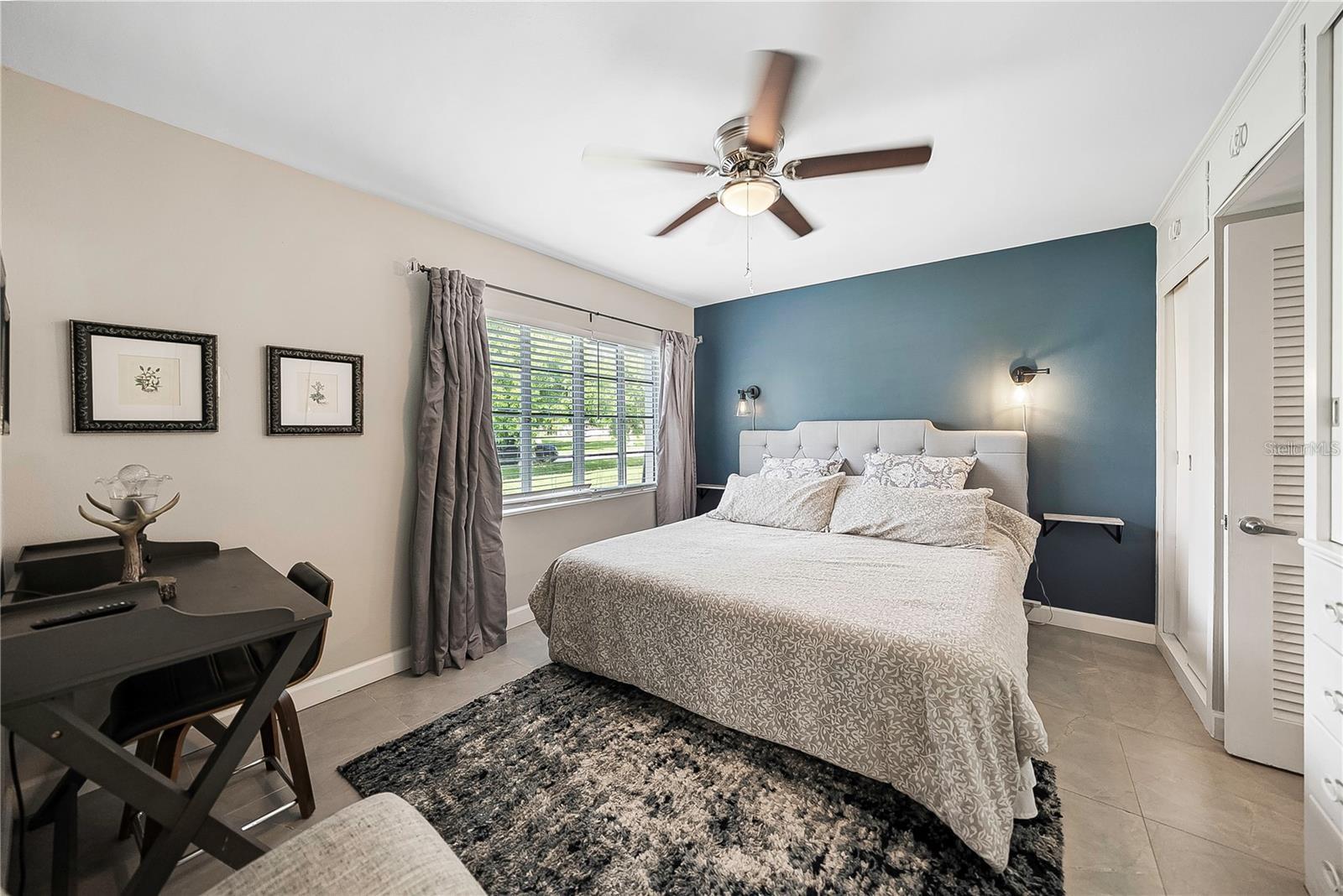 Listing photo id 8 for 3219 De Bazan Avenue