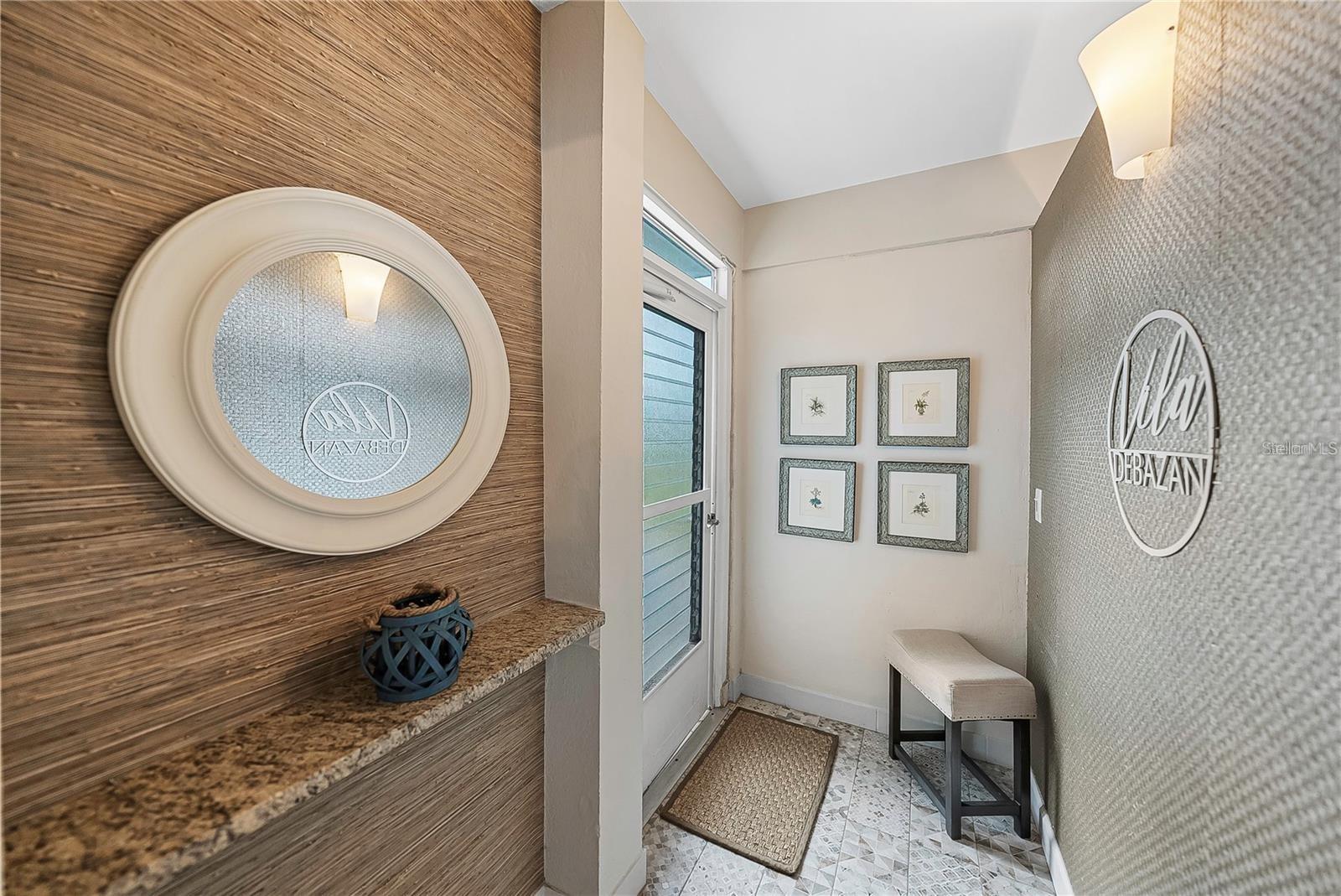 Listing photo id 3 for 3219 De Bazan Avenue