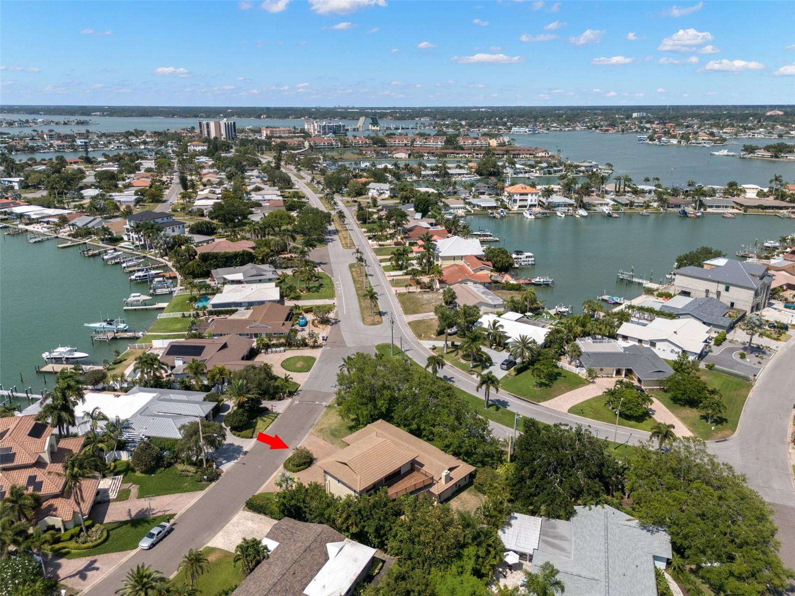 Listing photo id 41 for 10073 Yacht Club Drive