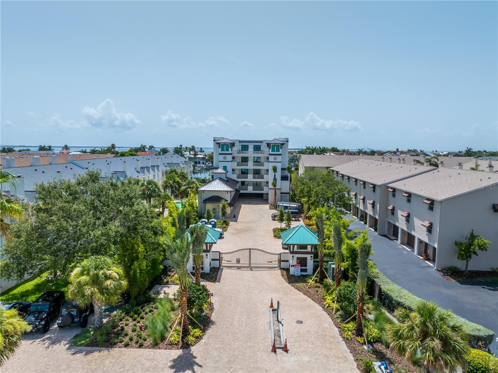 Listing photo id 30 for 455 Pinellas Bayway S 3b