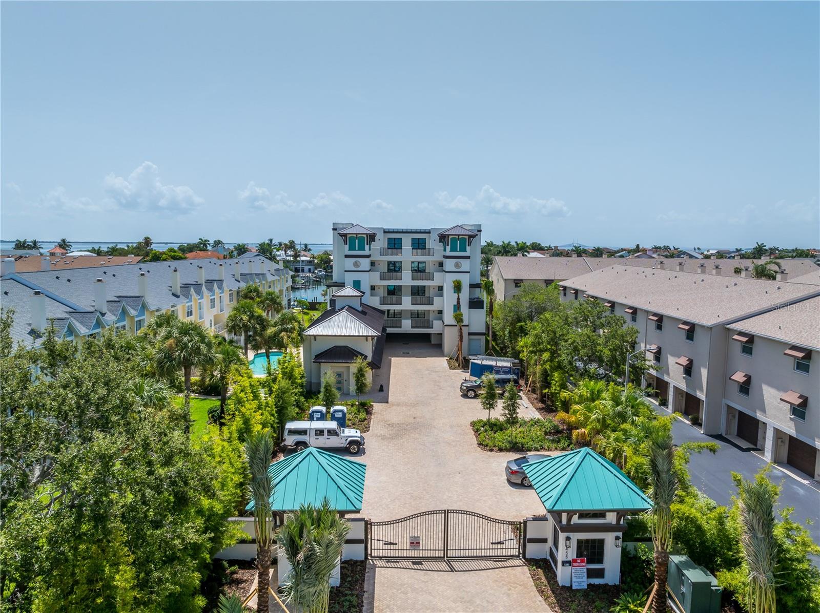 Listing photo id 32 for 455 Pinellas Bayway S 3b