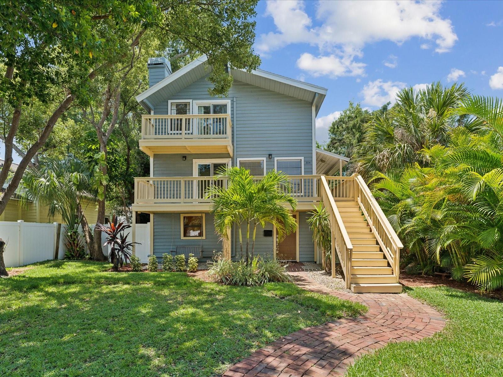 Details for 304 16th Avenue N, SAINT PETERSBURG, FL 33704