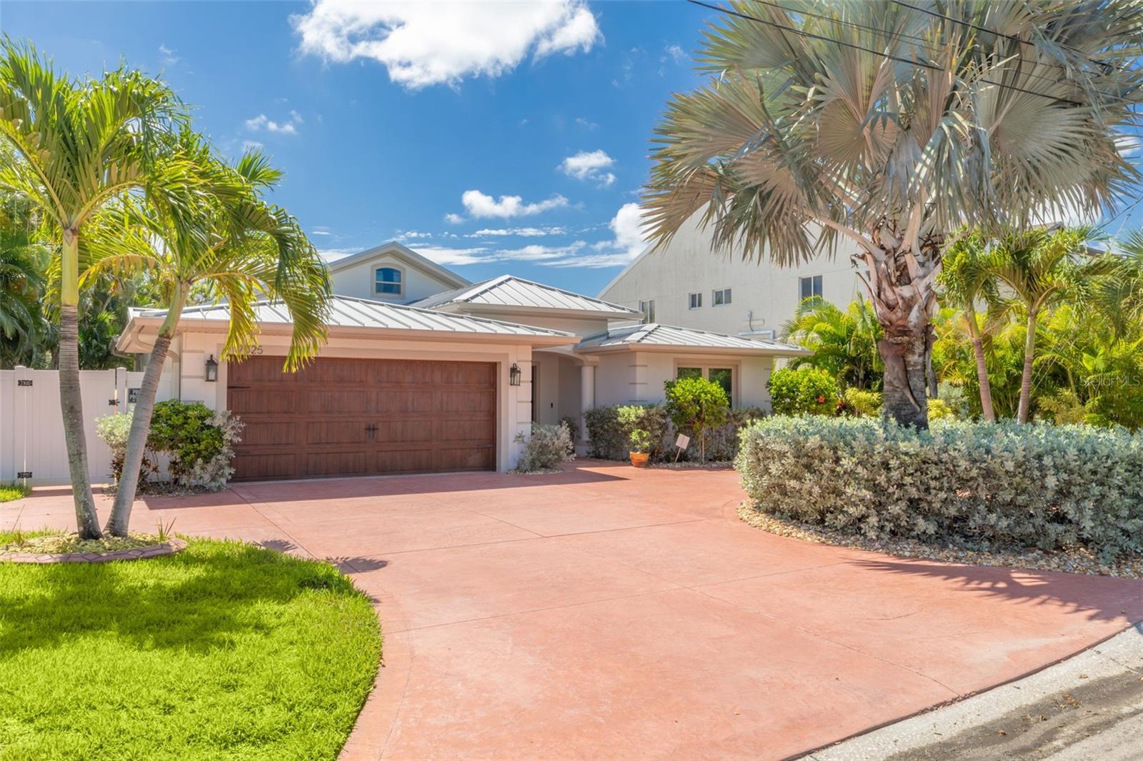 Image 5 of 70 For 7025 Boca Ciega Drive