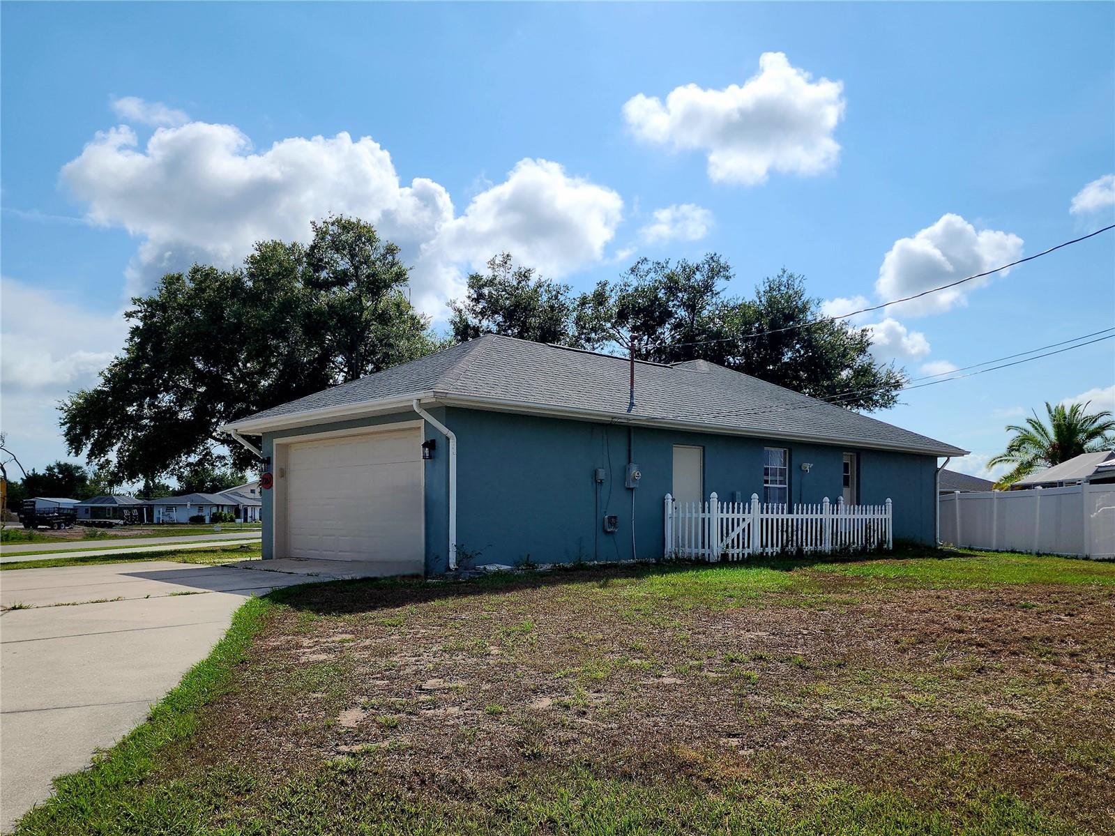 Image 4 of 27 For 7267 Teaberry Street